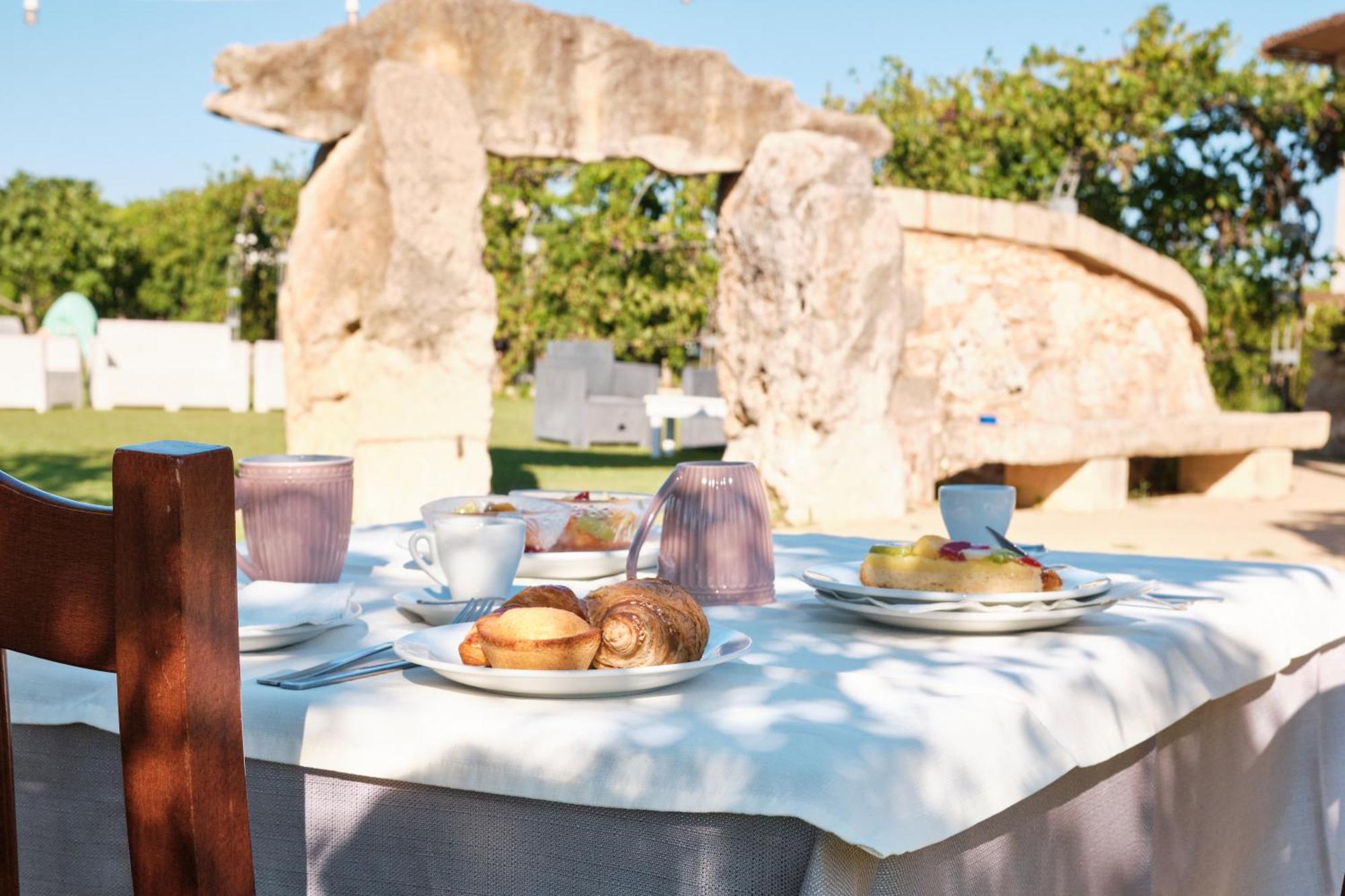 Agriturismo Il Megalite Джурдиняно Екстериор снимка